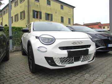 Fiat 600 Hybrid DCT MHEV LaPrima