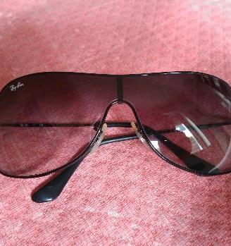 Ray Ban