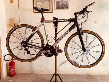 Bici Ibrida Scott Sportster P6
