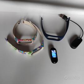Smartband Xiaomi 4 con cinturini intercambiali