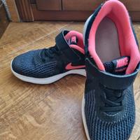 Scarpe nike 33.5