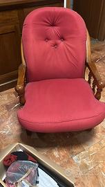 Salotto in legno di noce e tessuto 