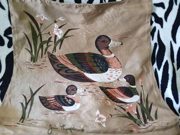 copri cuscino in seta jim thompson anatre beige