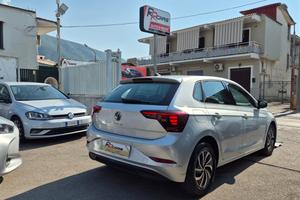 Volkswagen Polo 1.0 TSI DSG Style