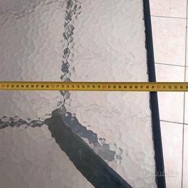 Tavoli da esterno in vetro