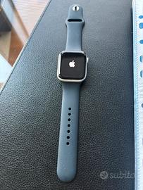 Apple WatchSE Nike 44mm, Argento con Cinturino Blu