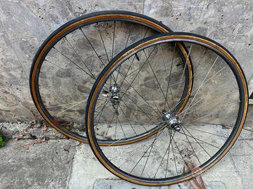 Cerchi da corsa / 28 , 700c Mavic