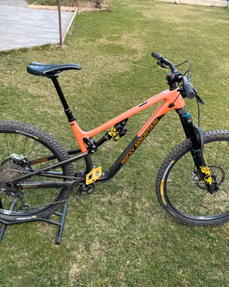 Rocky Mountain Altitude C50 Carbon Enduro