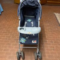 Passeggino pieghevole