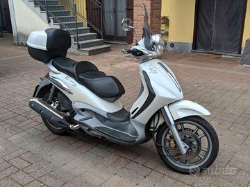 Piaggio Beverly 500