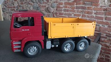 Bruder camion Man con cassone ribaltabile
