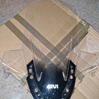 Cupolino Givi per  xmax 300