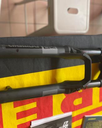 Forcella Rock Shox Domain Gold 160 diametro 38