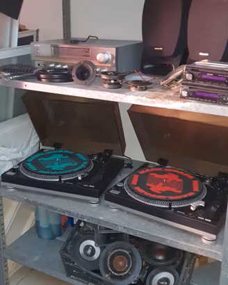 GIRADISCHI AUTORADIO MIXER CHITARRA BATTERIA CASSE