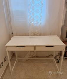 scrivania Ikea 