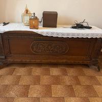 Cassapanca in legno
