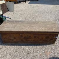 Antica Cassapanca Rustica in Legno – Da restaurare