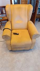 Poltrona relax reclinabile elettrica colore giallo