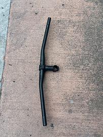 Manubrio e attacco bontrager