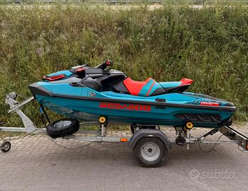 Moto d'acqua Sea-Doo Wake Pro 230 con carrello