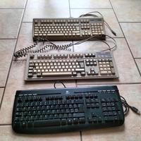 Set di 3 tastiere (2 Olivetti vintage e 1 Logitec)