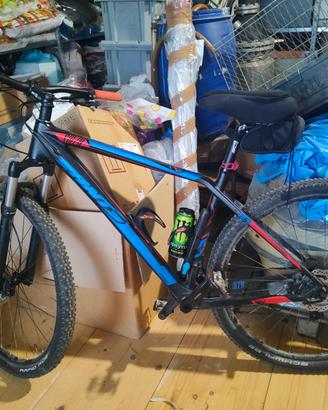 Bicicletta MTB SANTS SM29 carbonio
