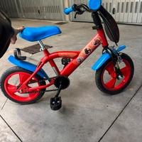 bicicletta bimbo con pedali senza rotelle