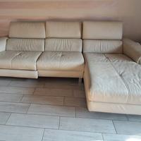 Divano in pelle con penisola e sedile relax