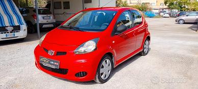 Toyota Aygo 1.0 5 porte Now 2010 12 mesi di garanz