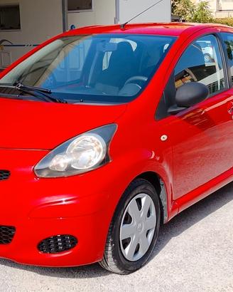 Toyota Aygo 1.0 5 porte Now 2010 12 mesi di garanz