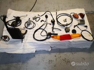 Yamaha Majesty 250 96 - 98 ricambi vari