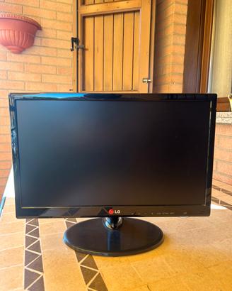 📺 TV LG 19” – 19MN43D
