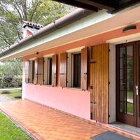 Villa singola su un piano con giardino di 4000 mq