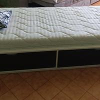 Letto singolo con materasso 