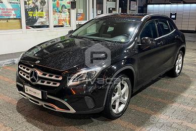 MERCEDES GLA 180 d Sport