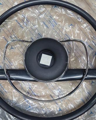 Volante per Mercedes d'epoca SL Pagoda W113