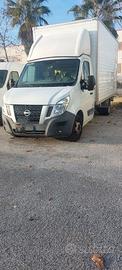 Autocarro furgonato Nissan NV 400