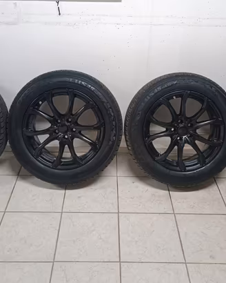 Cerchi 18" con pneumatici 225/60 r18