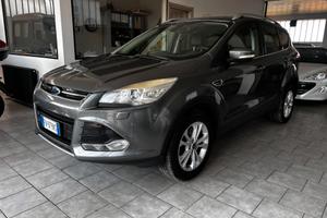 Ford Kuga 2.0 TDCI 163 CV 4WD Powershift Titanium