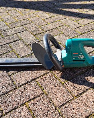 Tagliasiepe elettrico Bosch 48 cm