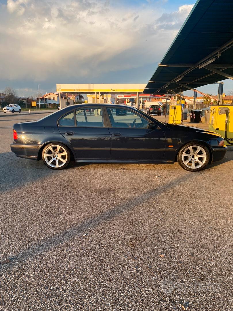 BMW E39 520i - Auto In vendita a Pordenone