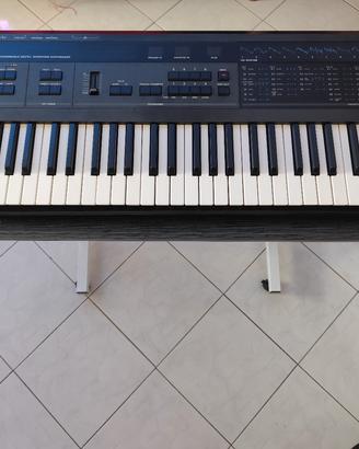 Tastiera Korg DW-8000