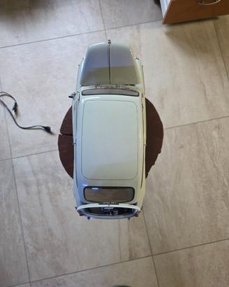 Modellino 1/8 fiat 600 d