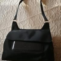 Borsa a spalla nera, Mazzini