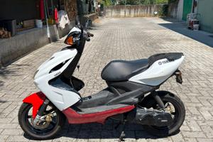 Yamaha Aerox50