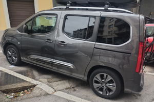 Toyota Proace City Verso versione LUXURY