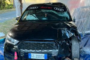 Audi A1 incidentata