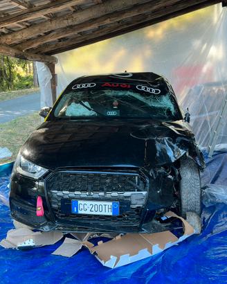 Audi A1 incidentata