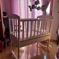 Culla media per neonato per i primi mesi di vita