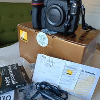 fotocamera reflex Nikon D810